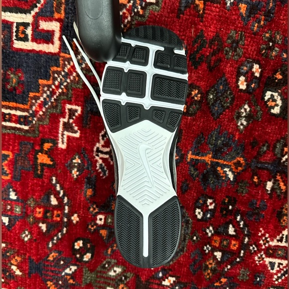 Nike In-Season TR 4 - Picture 4 of 6